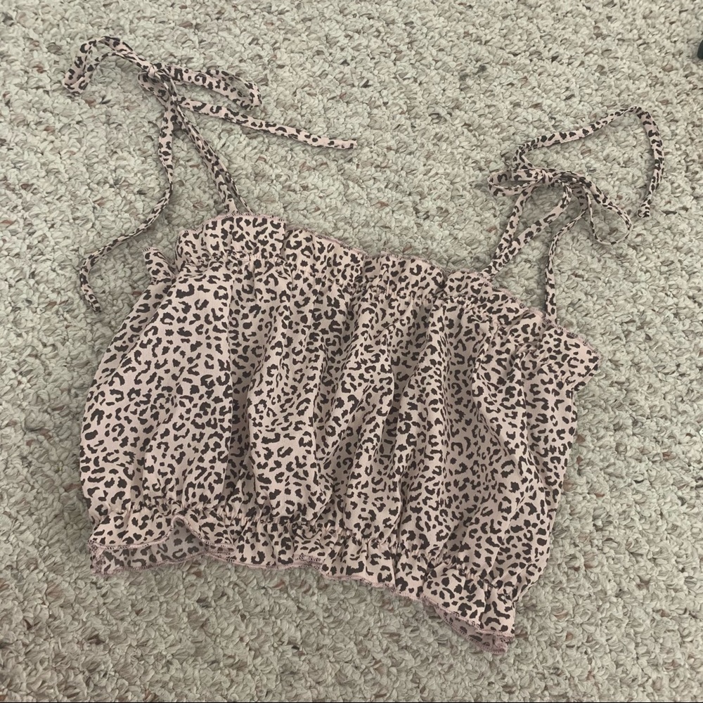 NWOT shein cheetah crop top